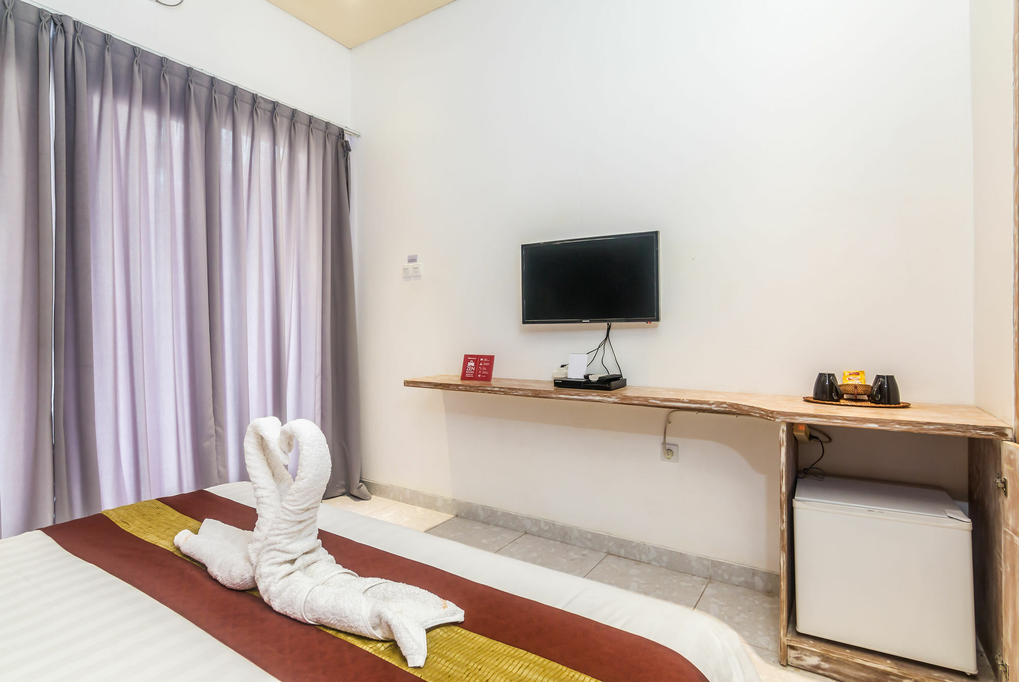Zen Rooms Denpasar Mertasari Esterno foto